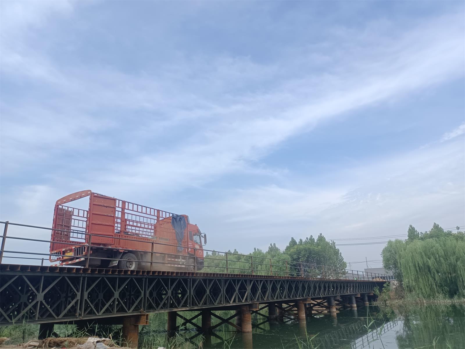 湖南浩潤路橋機械有限公司,郴州公路鋼橋設計制造加工,郴州鋼管樁橋梁設計制造加工 湖南浩潤路橋機械有限公司,郴州公路鋼橋設計制造加工,郴州鋼管樁橋梁設計制造加工
